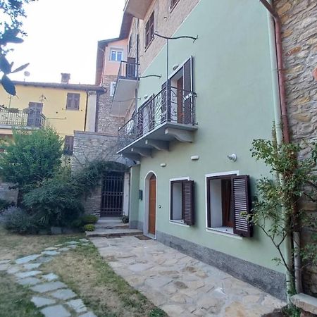 La maison du château Cremolino Extérieur photo